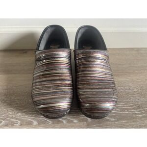 Dansko Size Clogs XP Patent Leather Warm Multicolor Stripes Size 38 US 8